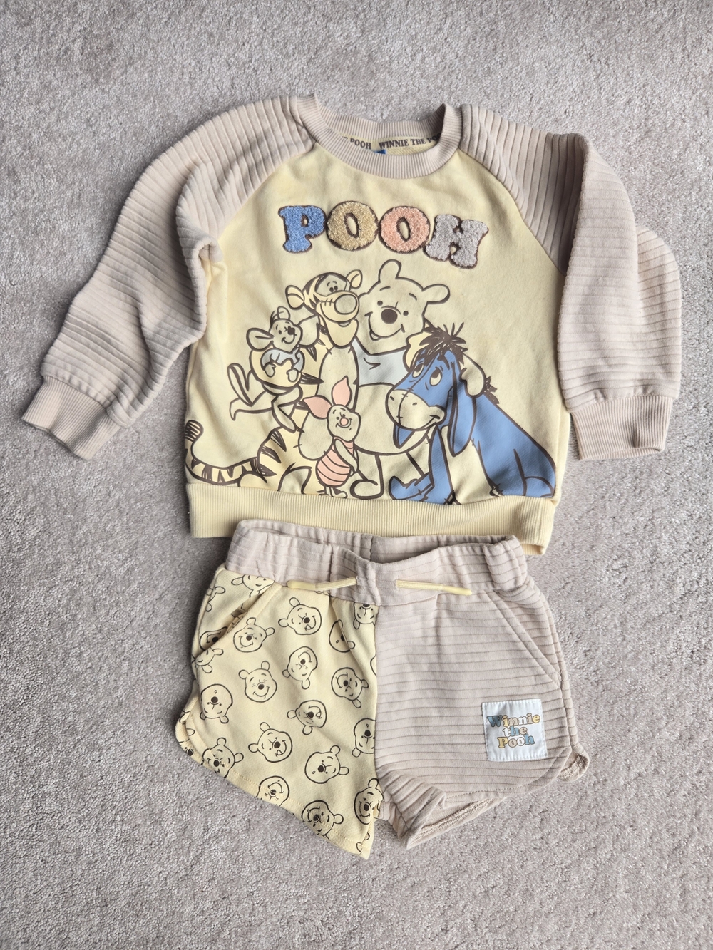 Disney Kids Pooh Beige Yellow Blue Matching Set - Picture 2 of 5